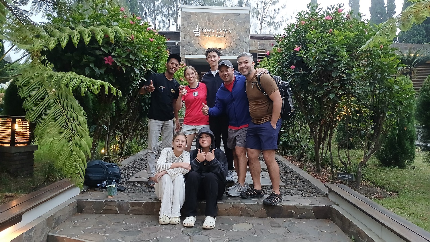 2 Day Mr. Rowan Sakul From Australia